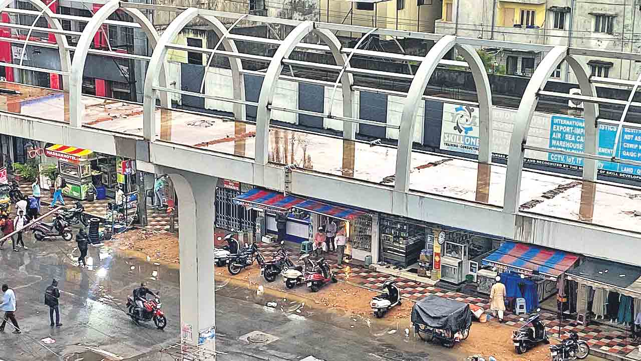 మెహిదీపట్నం స్కైవాక్‌కు రక్షణ శాఖ గ్రీన్‌ సిగ్నల్‌