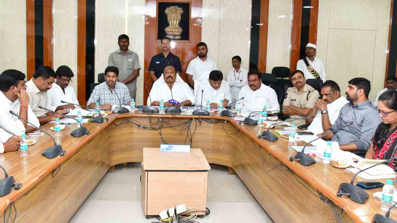 Minister Gangula | ఆహార భద్రత కార్డు ఉన్న వారందరూ గృహలక్ష్మి పథకానికి అర్హులే : మంత్రి గంగుల