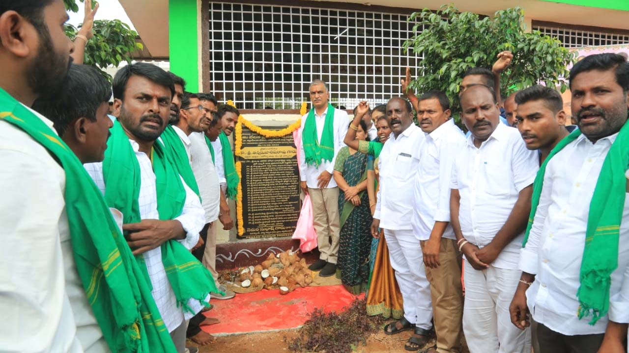 Minister Harish Rao | నెలరోజుల్లో రూ.లక్ష రుణమాఫీ చేస్తాం : మంత్రి హరీశ్‌రావు