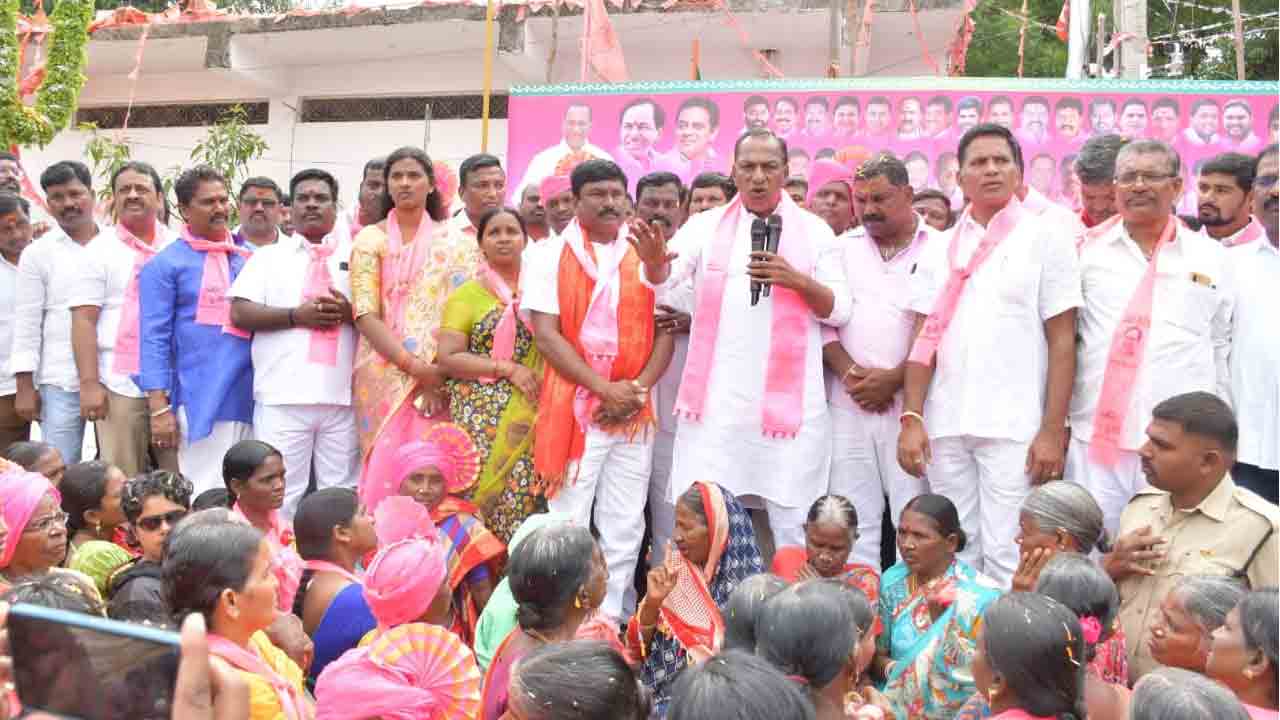 Minister Malla reddy | ప్రజా సమస్యలు పట్టని రేవంత్‌ను నిలదీయాలి : మంత్రి మల్లారెడ్డి