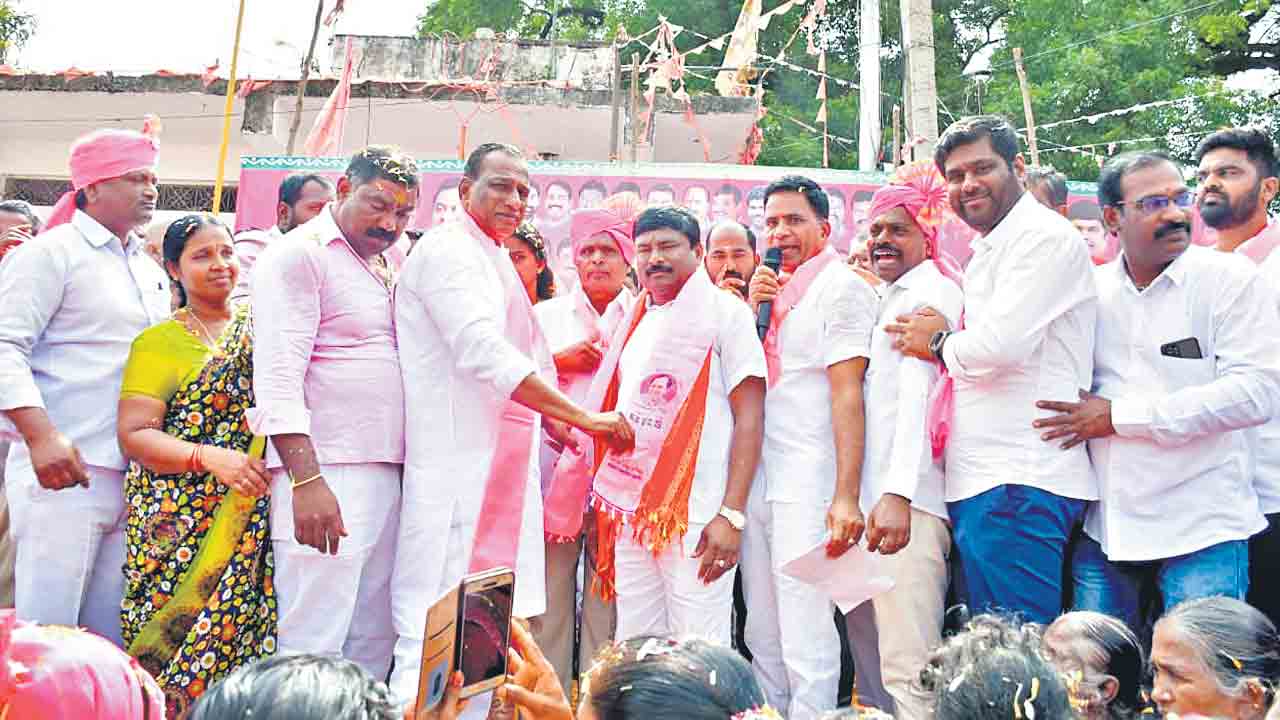 కాంగ్రెస్, బీజేపీలకు ఓటెయ్యొద్దు