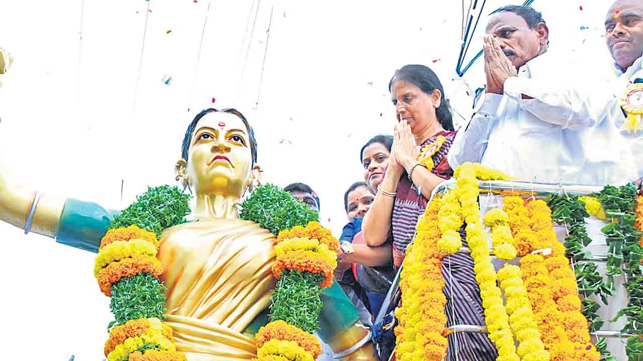 చాకలి ఐలమ్మ… ఆదర్శం