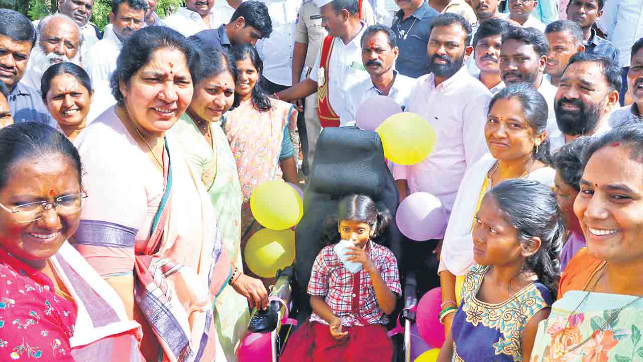 పౌర్ణమి జీవితంలో వెన్నెల