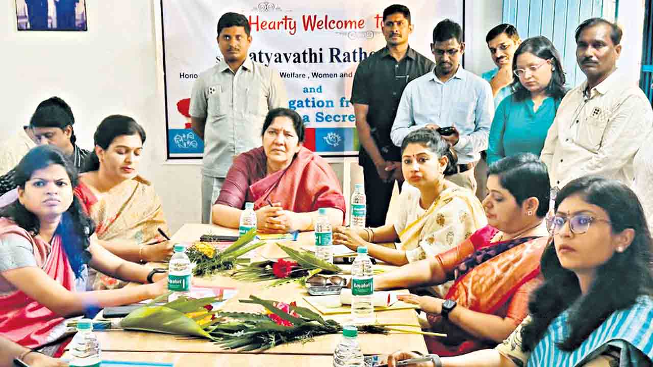 Telangana |  చిన్నారుల రక్షణ, పోషణ విషయంలో దేశానికే ఆదర్శంగా నిలిచిన తెలంగాణ