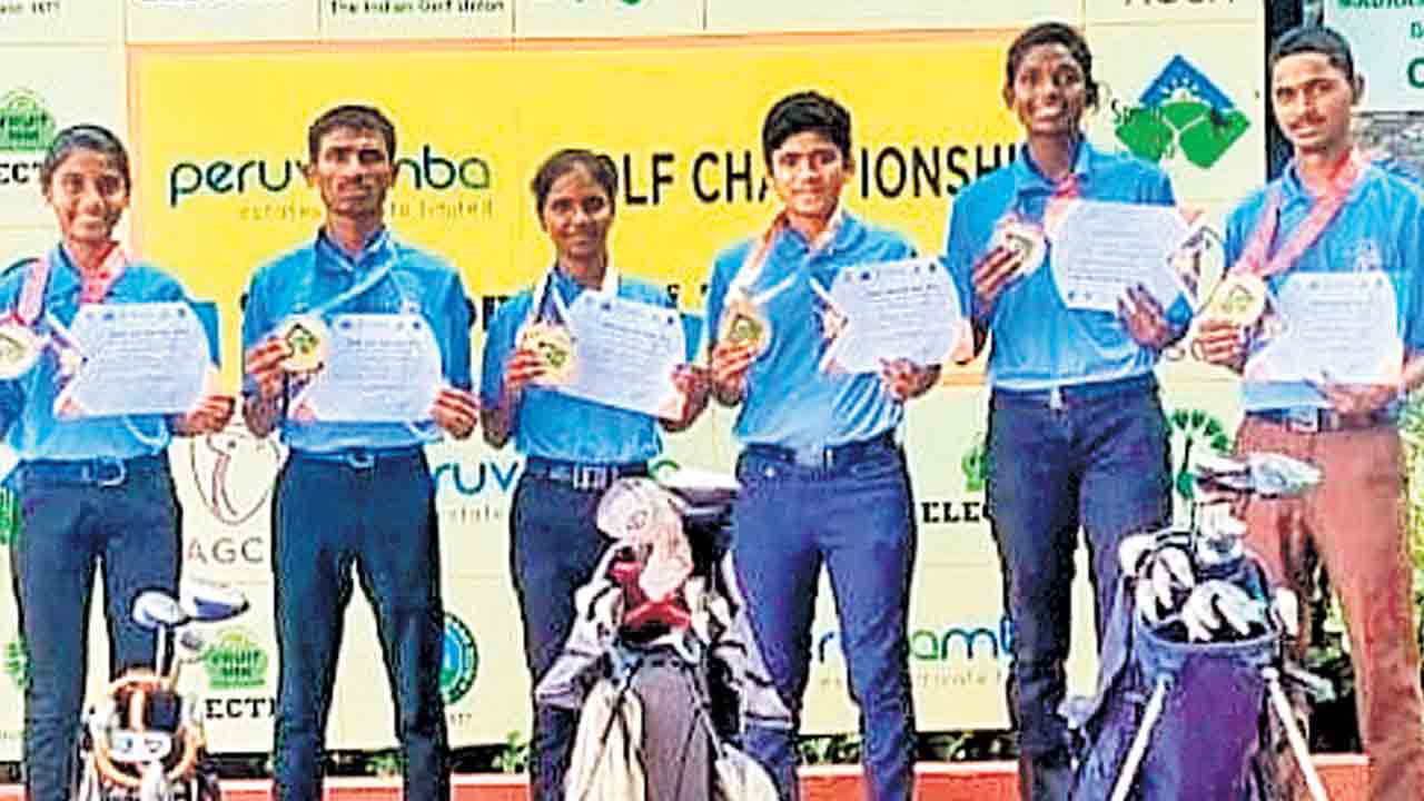 మెరిసిన గురుకుల గోల్ఫర్లు