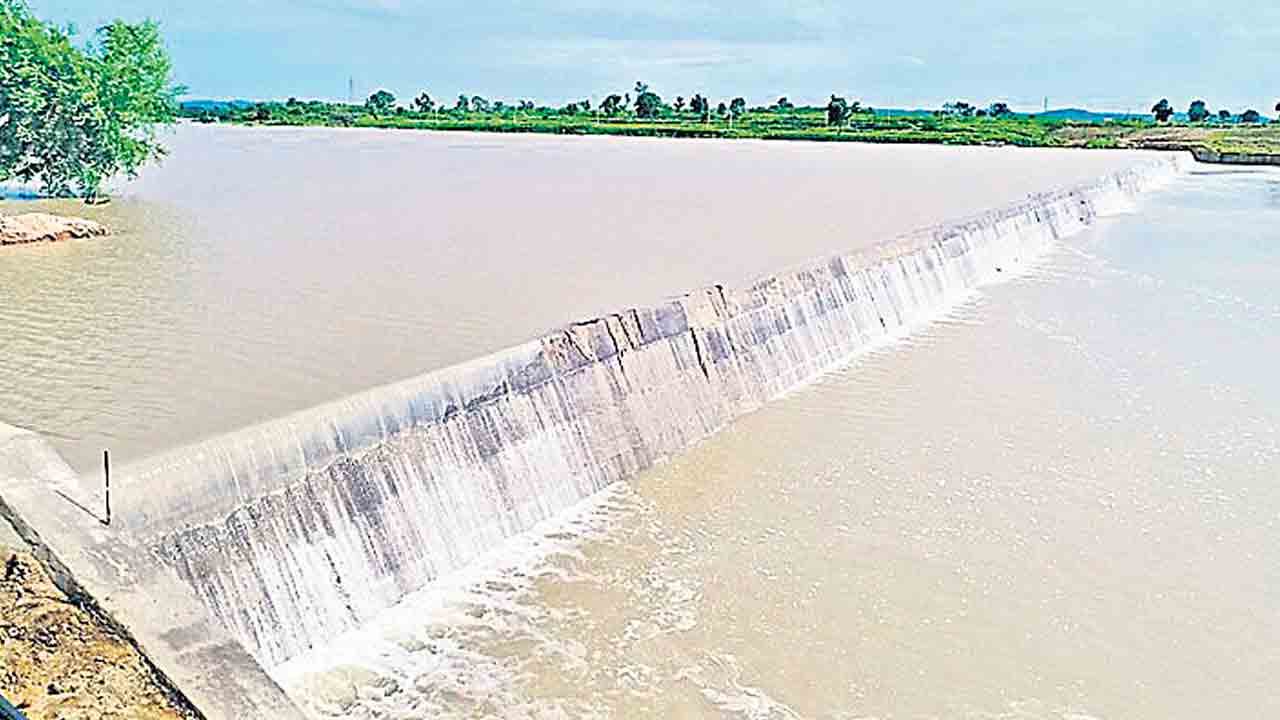 ‘రూరల్‌’లో ఏడు చెక్‌డ్యాంల నిర్మాణం