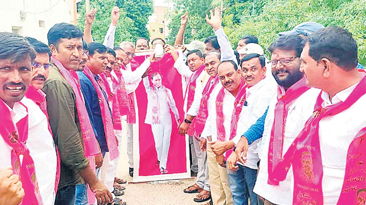 రైతు బాంధవుడు కేసీఆర్‌