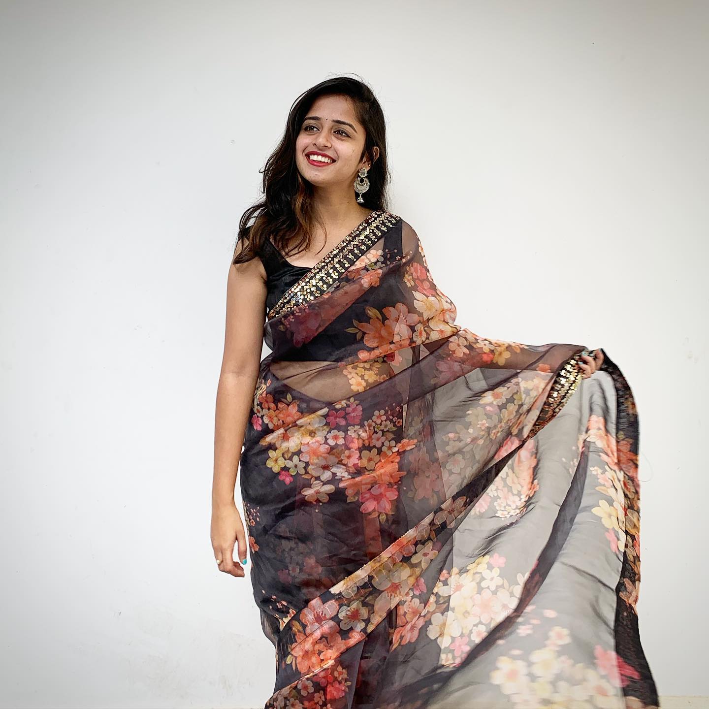 ( Photos : Instagram )