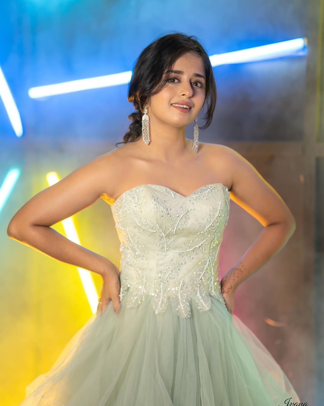 ( Photos : Instagram )