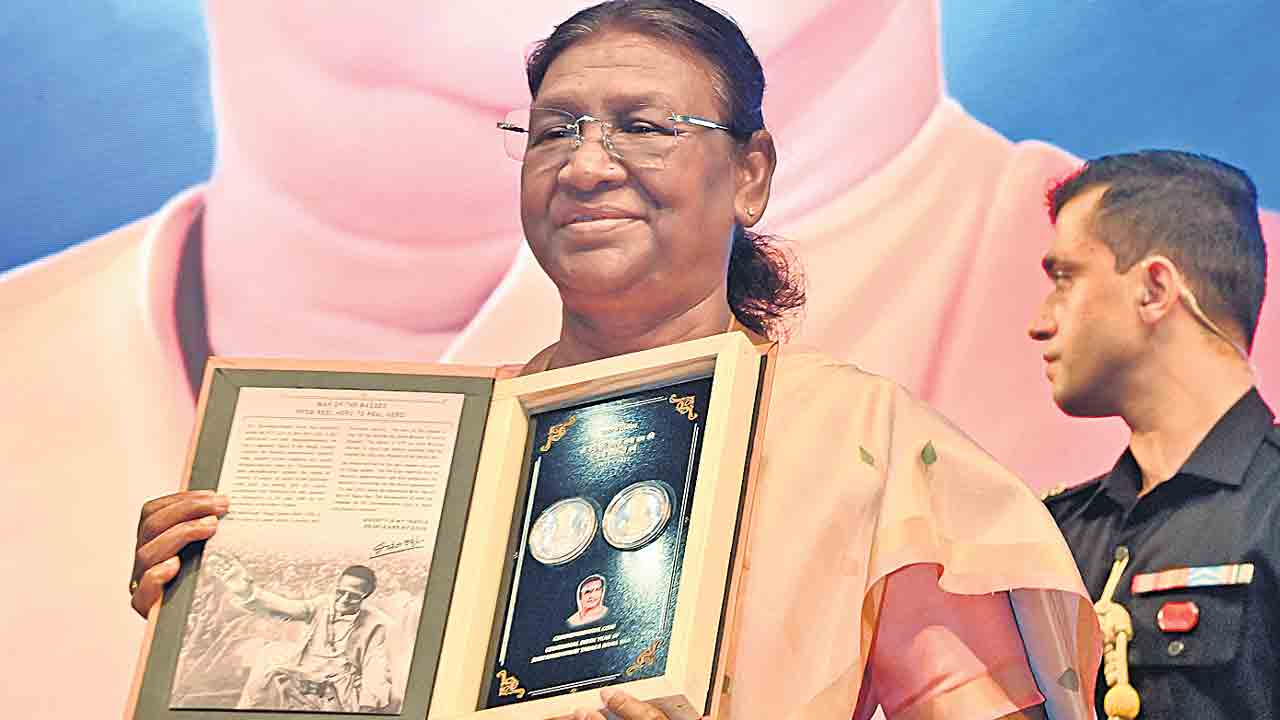 ఎన్టీయార్‌ స్మారకంగా 100 నాణెం