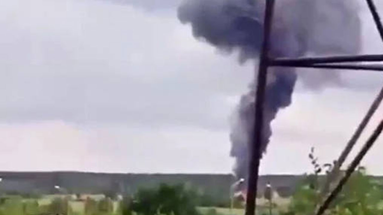 Prigozhin: ప్రిగోజిన్ ప్ర‌యాణించిన విమానం ఇలా కూలింది.. వీడియోలు