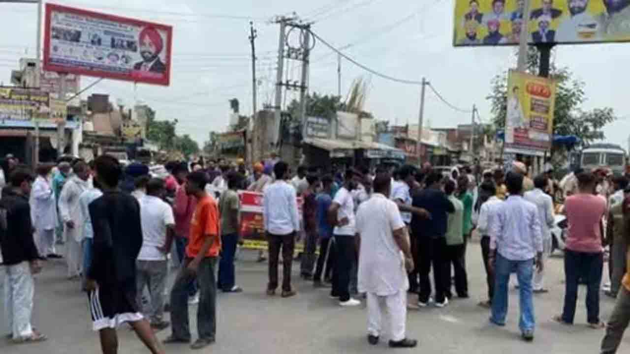Punjab bandh | షాపులు మూయించడంపై ఘర్షణ.. ఒక వ్యక్తిపై కాల్పులు