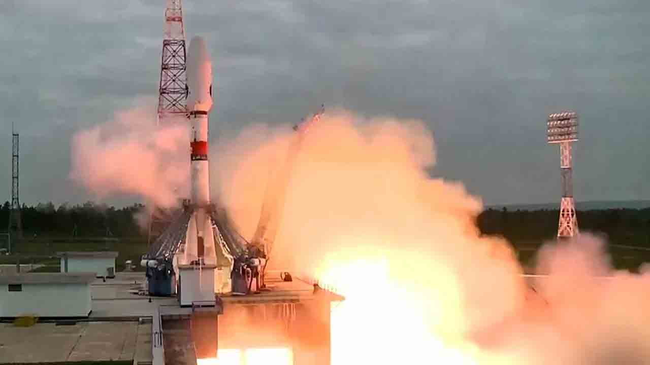 Luna – 25 | లూనా-25 కూలిన గంటల వ్యవధిలోనే ఆసుపత్రి పాలైన రష్యన్‌ శాస్త్రవేత్త