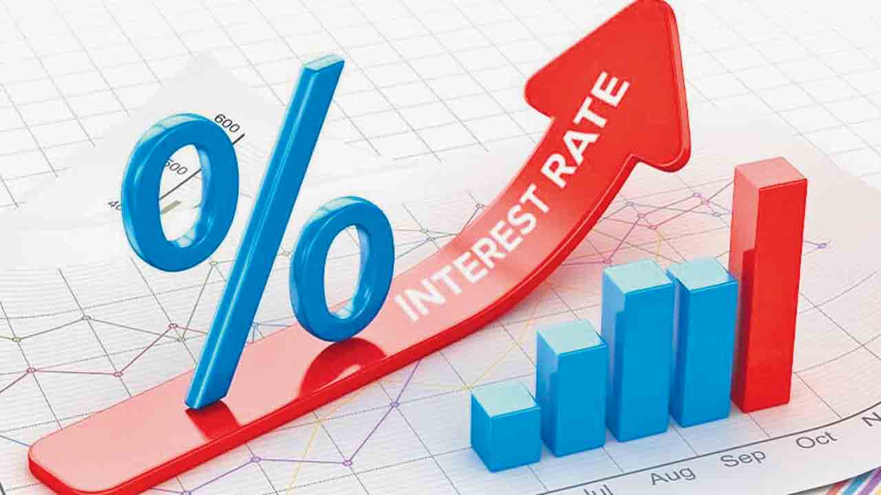 వడ్డీ రేట్లు పెంచిన రష్యా