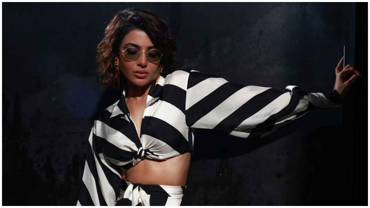 Samantha | ఖతర్నాక్ పోజులతో కవ్విస్తున్న సమంత..