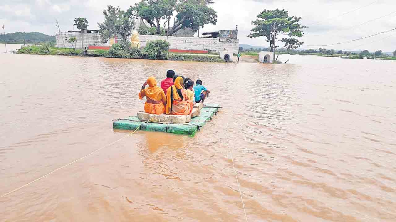తెప్పలో వెళ్లి మల్లన్న దర్శనం