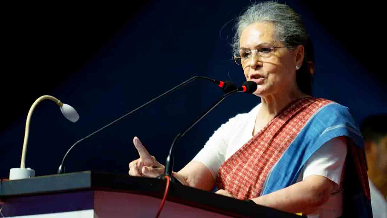 Sonia Gandhi | రాజీవ్‌ గాంధీ రాజకీయ జీవితం అత్యంత దారుణంగా ముగిసింది.. కానీ, : సోనియా గాంధీ