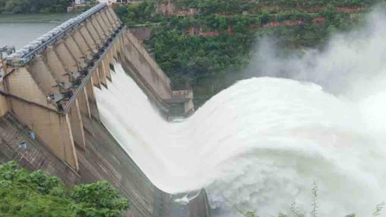 నేడు శ్రీశైలం ప్రాజెక్టు సందర్శన