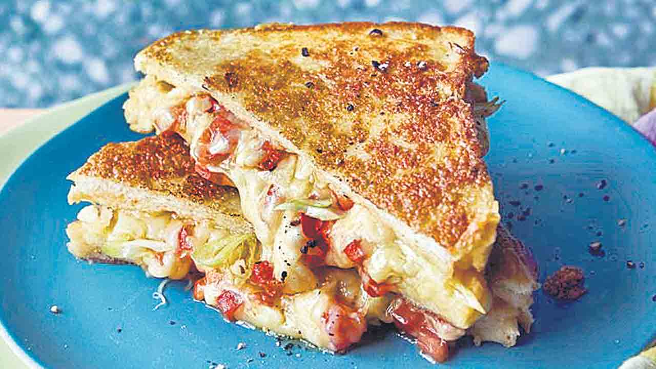 పేరు మార్చుకుంటే జీవితాంతం శాండ్‌విచ్‌లు ఫ్రీ!