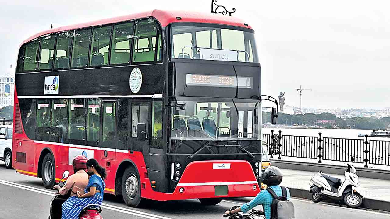 ఒకేరోజు… రూ.5.10 కోట్లు