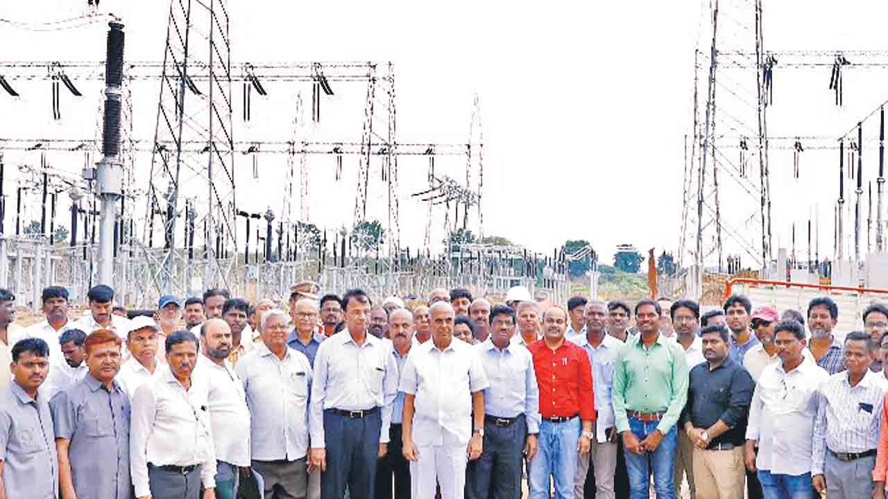 పాలమూరు-రంగారెడ్డి ఎత్తిపోతలకు విద్యుత్తు వ్యవస్థలు సిద్ధం