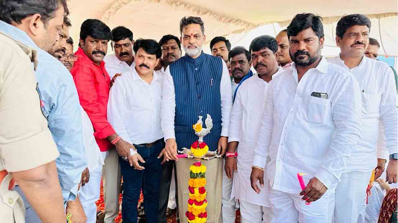 Chairman Vakulabaranam | బీసీల ఆత్మగౌరవాన్ని పెంచిన ఘనత సీఎం కేసీఆర్‌దే : బీసీ కమిషన్‌ చైర్మన్‌ వకుళాభరణం