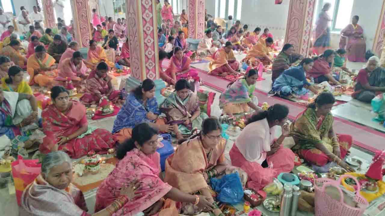 వరలక్ష్మీ.. నమోస్తుతే..