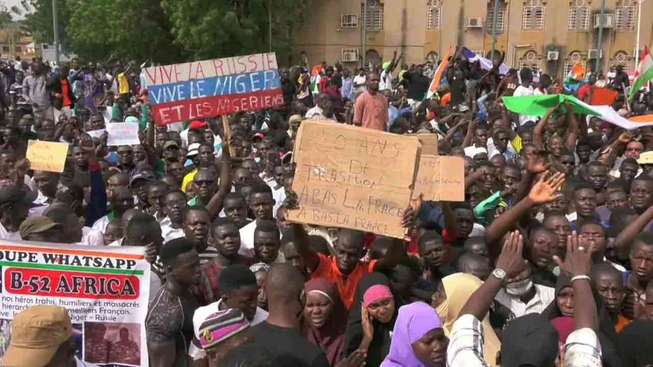 నైజర్‌లో దౌత్య సంక్షోభం