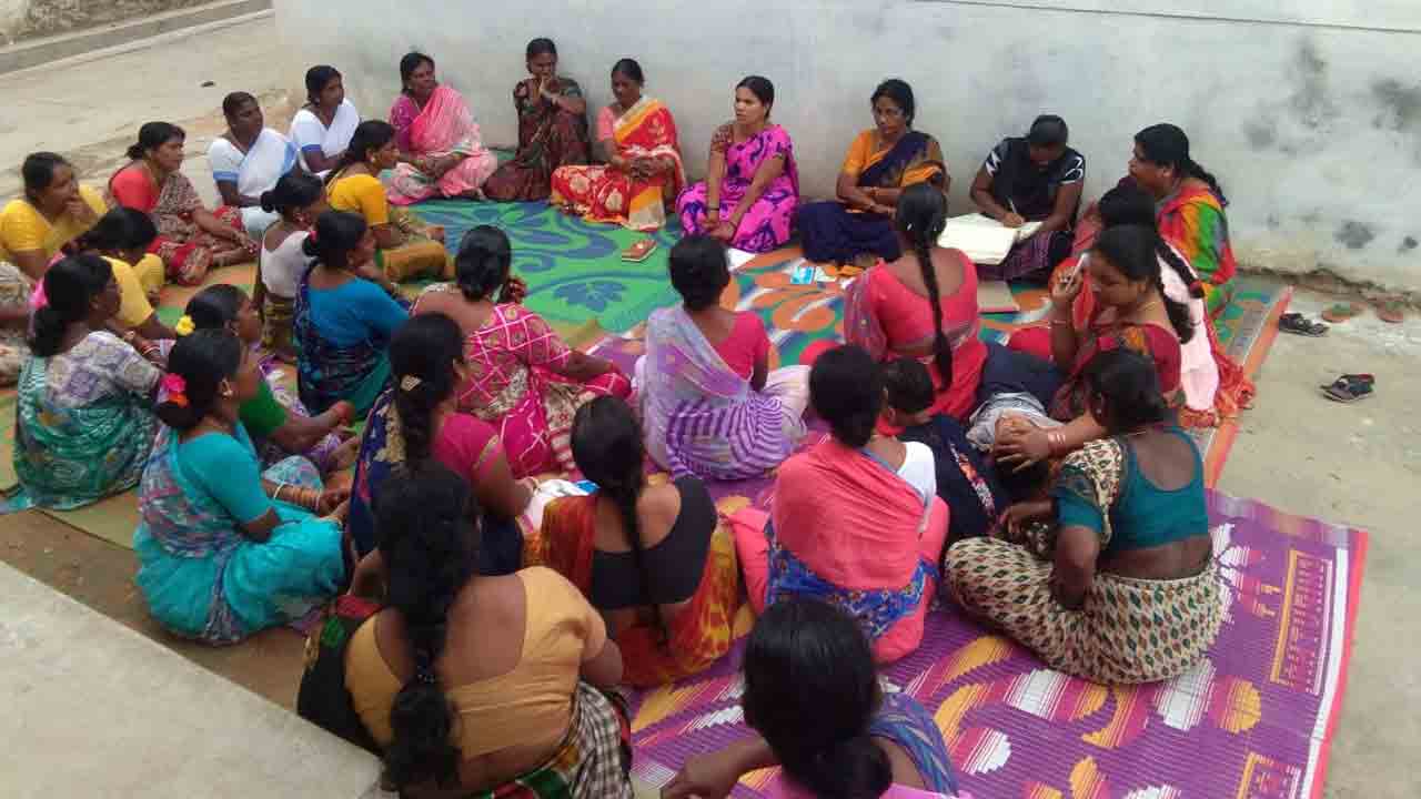 వీఓఏల్లో వేతనోత్సాహం