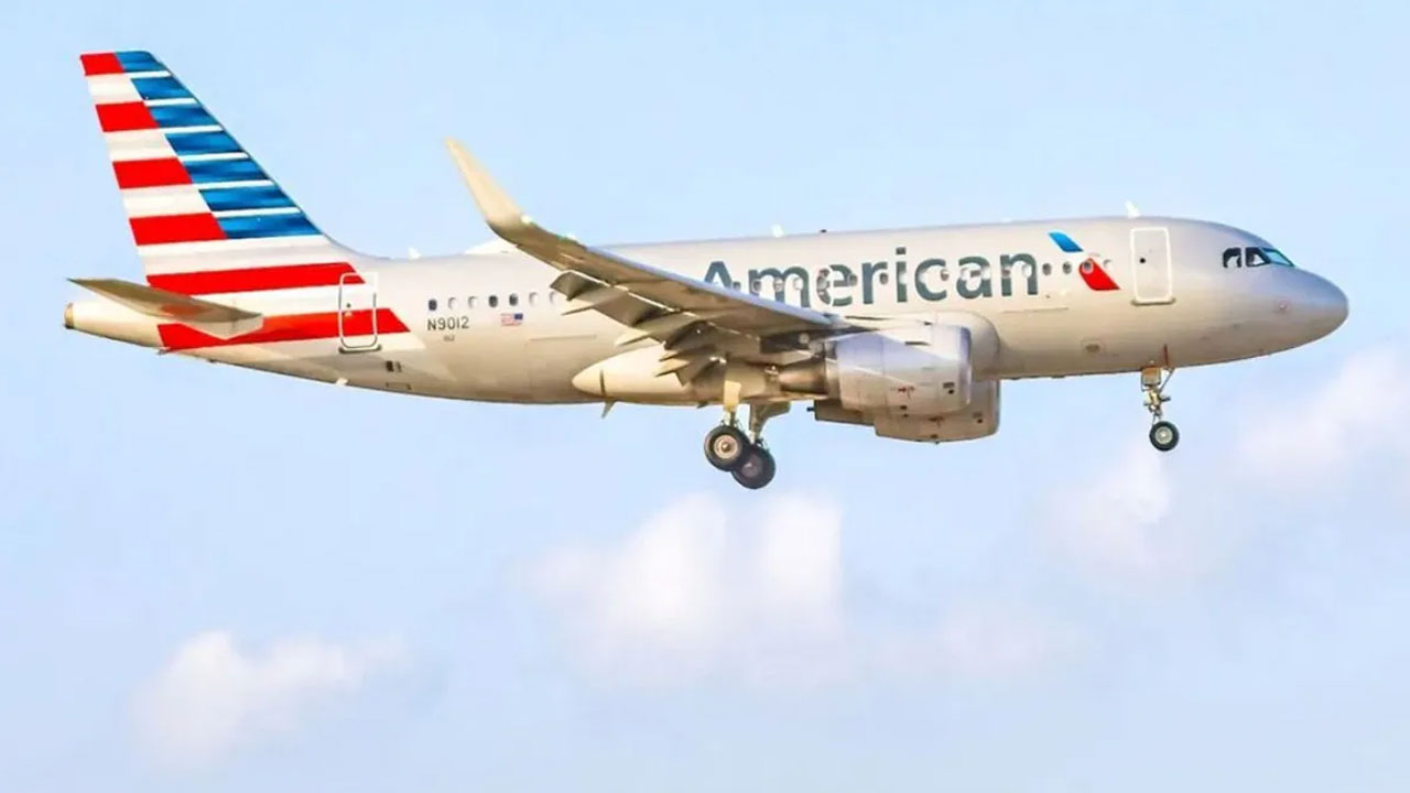 American Airlines: 3 నిమిషాల్లో 15,000 ఫీట్ల‌కు జారిన విమానం.. గ‌జ‌గ‌జ వ‌ణికిపోయిన ప్ర‌యాణికులు