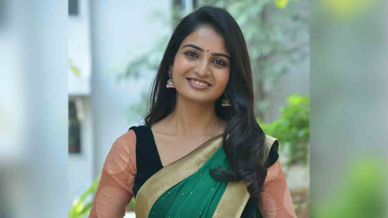 Ananya Nagalla | భయపెట్టిచ్చేందుకు సిద్ధమైన వకీల్‌సాబ్‌ బ్యూటీ..