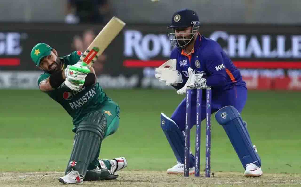 IND vs Pak | ఆరు రోజుల్లో దాయాదుల పోరు.. గెలుపు ఎవ‌రిదో చెప్పిన పాక్ ఓపెన‌ర్