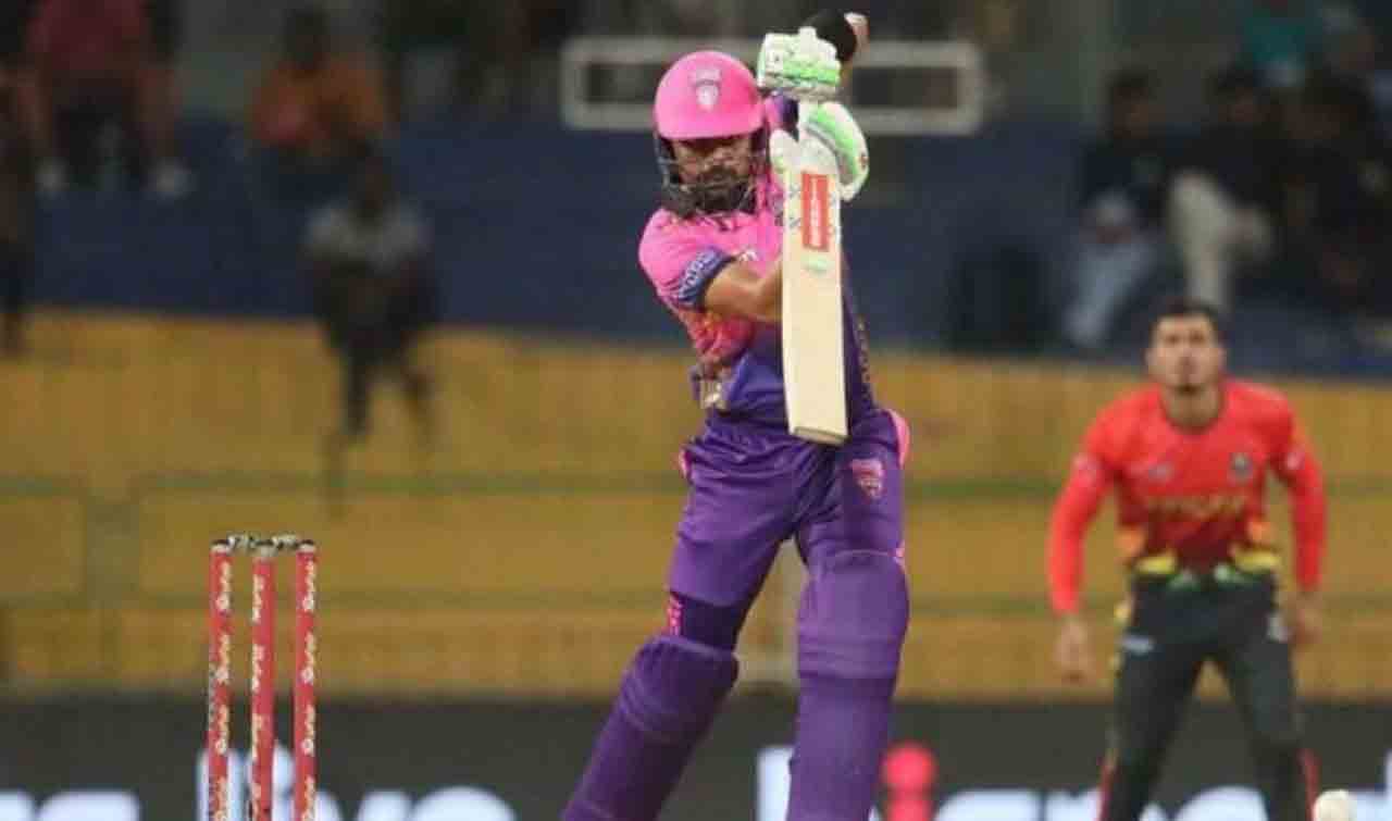 Babar Azam | టీ20ల్లో పాక్ కెప్టెన్ సంచ‌ల‌నం.. విండీస్ లెజెండ్ స‌ర‌స‌న‌ బాబ‌ర్