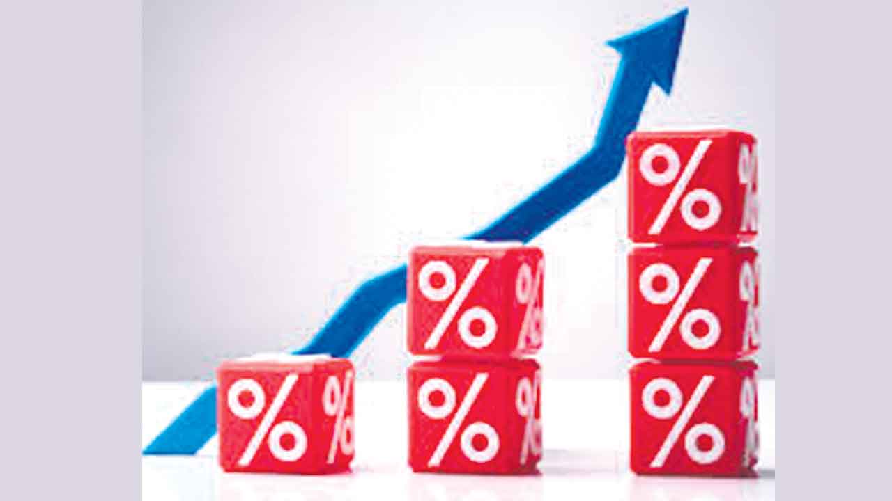 రుణాలు మరింత ప్రియం