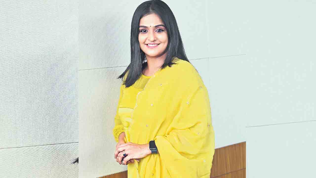 ‘అధిక’ శ్రావణి!