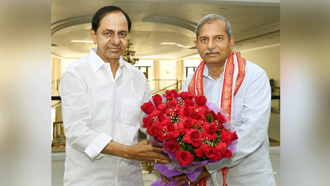 CM KCR | ముఖ్య‌మంత్రి కేసీఆర్‌ను క‌లిసిన ఎమ్మెల్యే చెన్న‌మ‌నేని ర‌మేశ్ బాబు