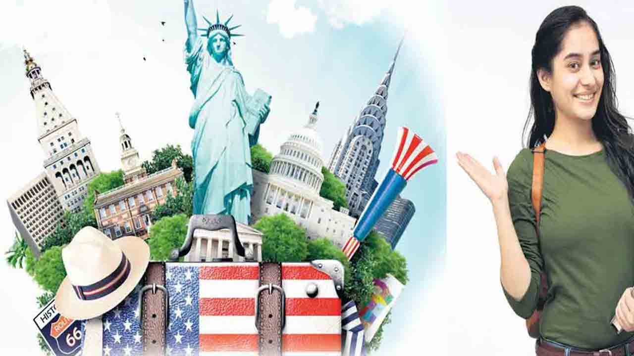 Foriegn Education | విదేశాల్లో చదవాలని ఆశపడుతున్నారా.. అయితే సోషల్‌ మీడియాను ఒళ్లు దగ్గరపెట్టుకుని వాడాల్సిందే!