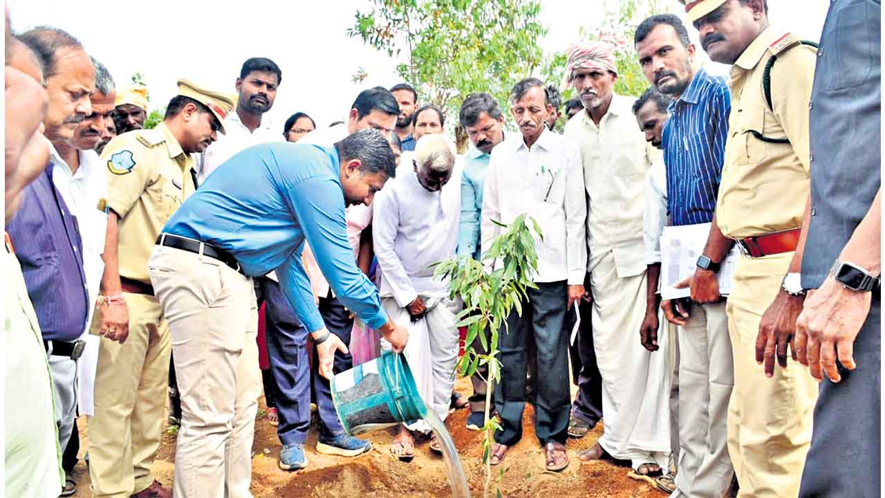 70 ప్రాంతాల్లో సంపద వనాలు