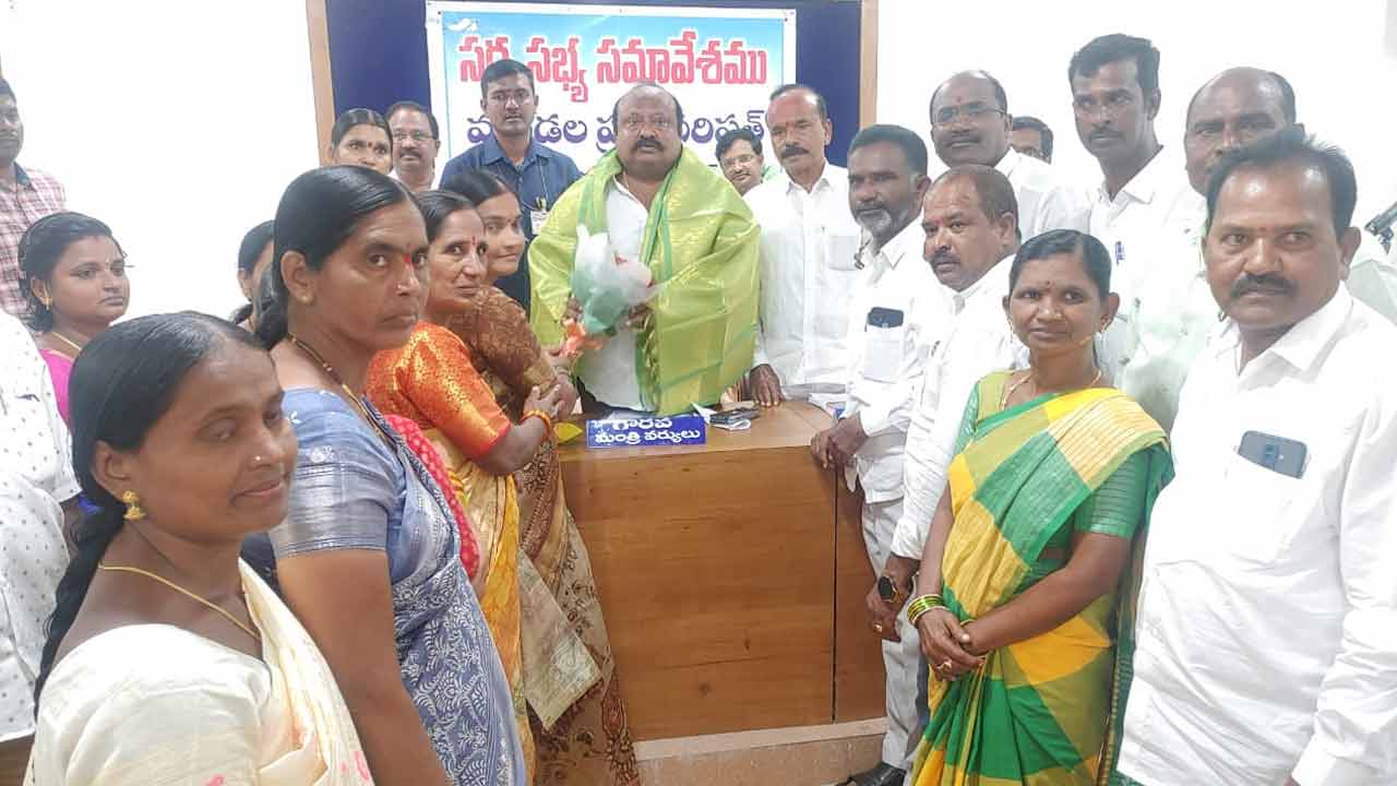 Minister Gangula | ప్రజల మనసు గెలిచేలా ప్రజాప్రతినిధులు పనులు చేయాలి : మంత్రి గంగుల