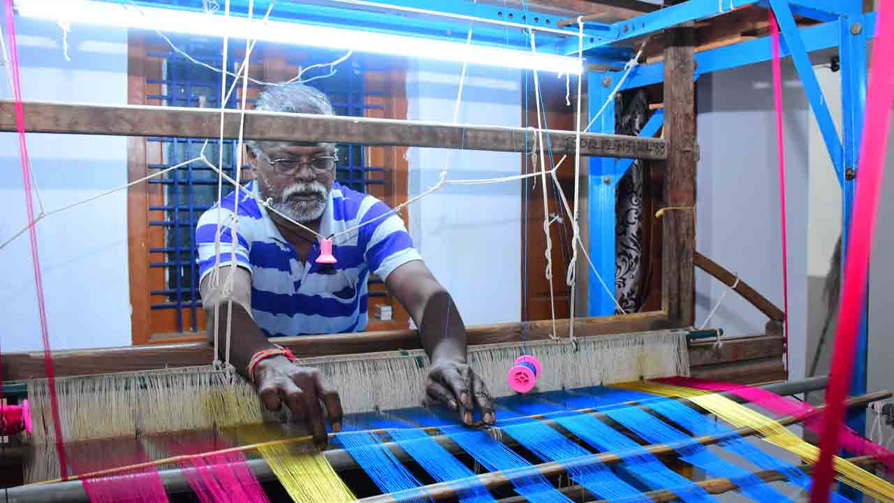 చేనేతకు చేయూత