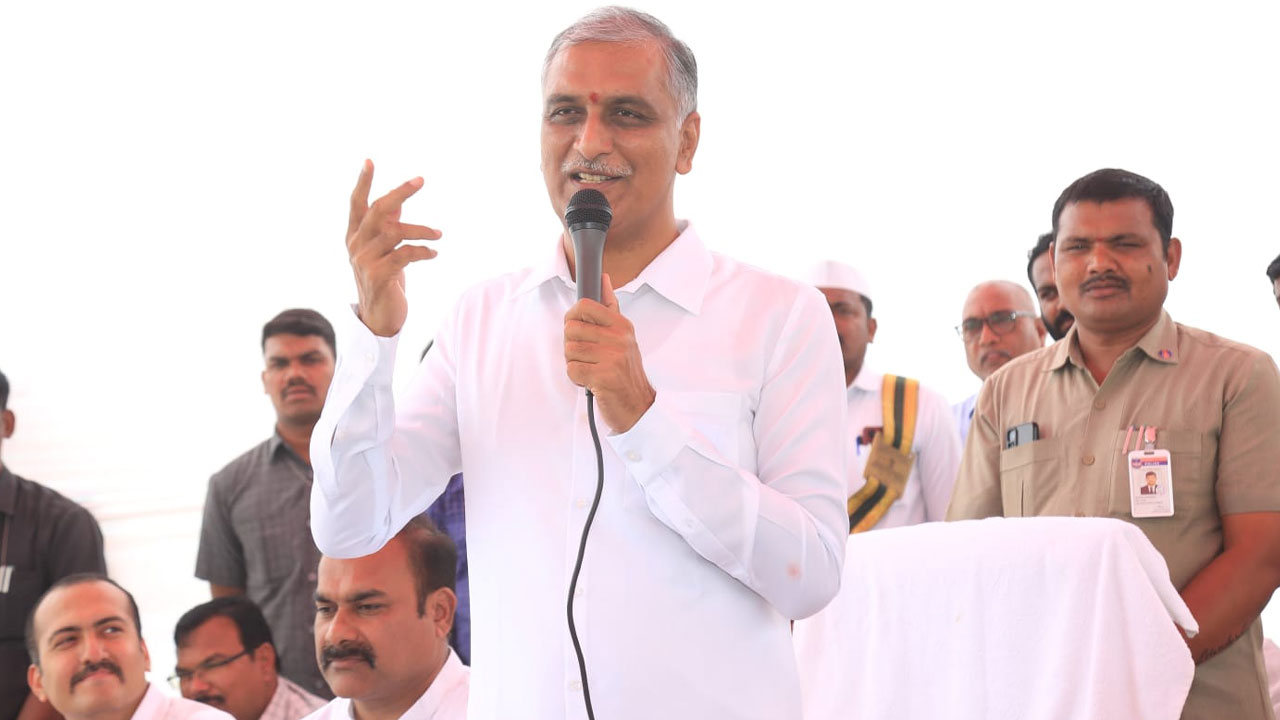 Minister Harish Rao | తిన్నరేవును, చేసిన సేవను మరువొద్దు : మంత్రి హరీశ్‌రావు
