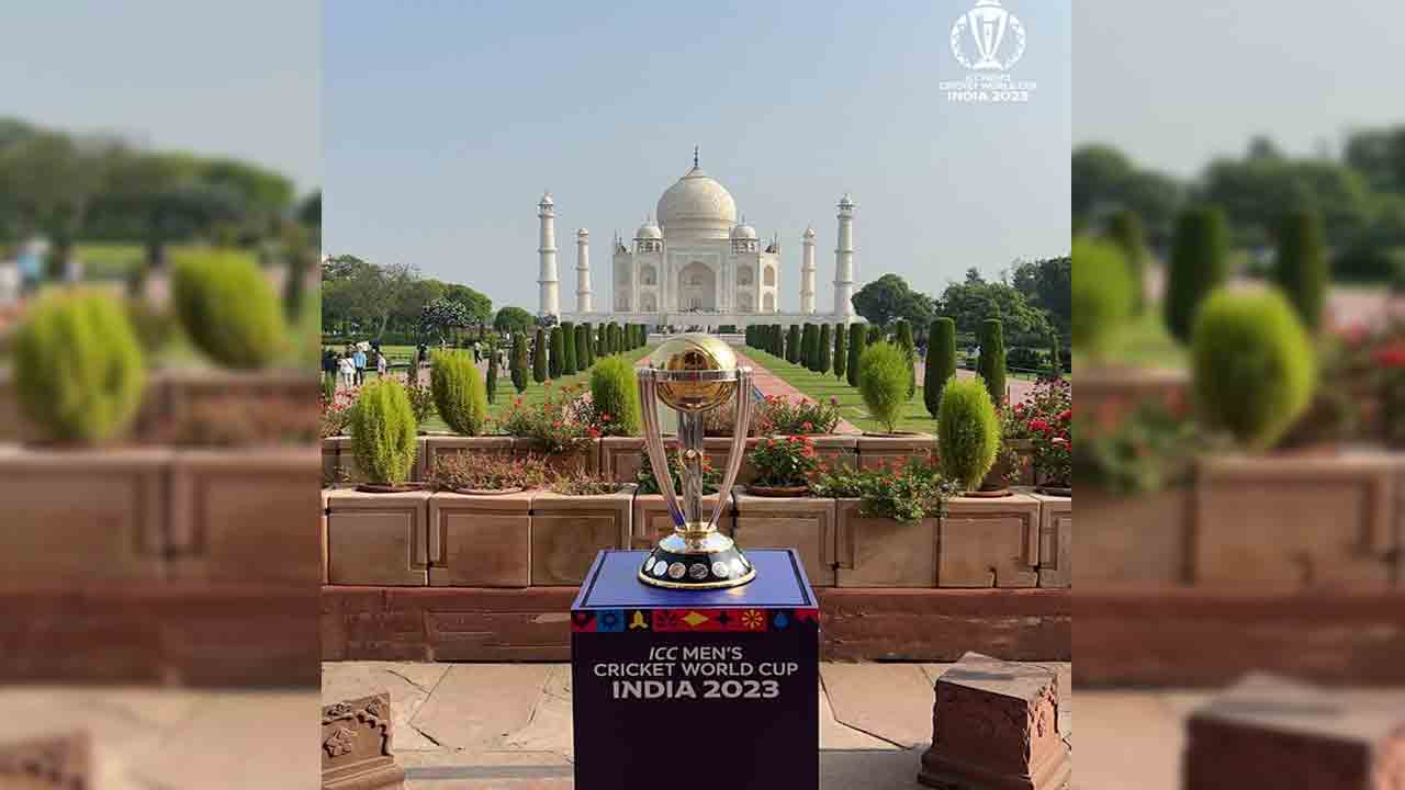 ICC World Cup 2023 | మరో 50 రోజుల్లో మెగాటోర్నీ.. తాజ్మహల్ ముందు వరల్డ్ కప్ ట్రోఫీ