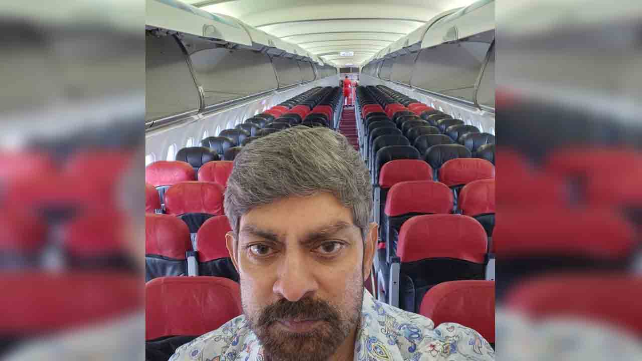 Jagapathi Babu | త్రివిక్రమ్ ఒక డైలాగ్‌లో లైఫ్ గురించి చెప్పాడు : జగపతిబాబు