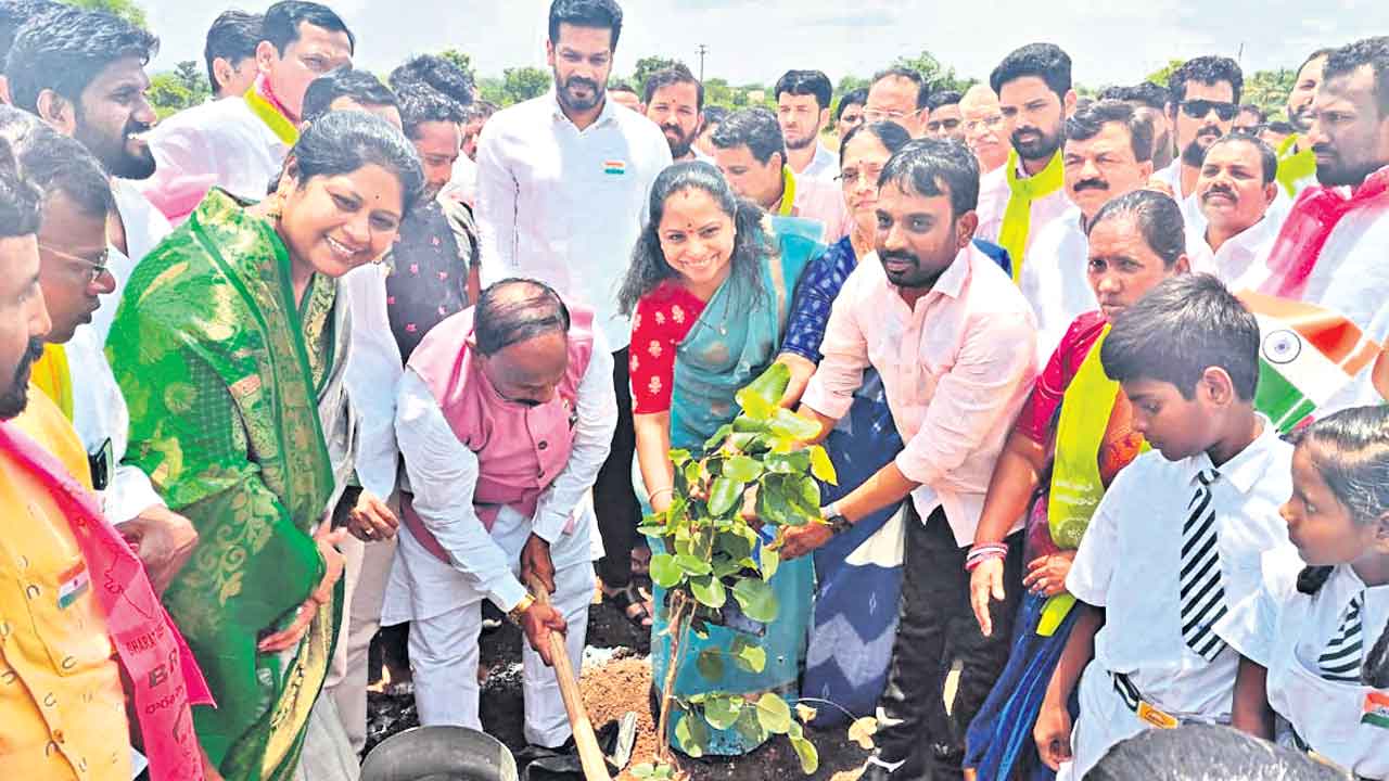 దేశానికి దారి పీవీ.. తెలంగాణకు తోవ కేసీఆర్‌