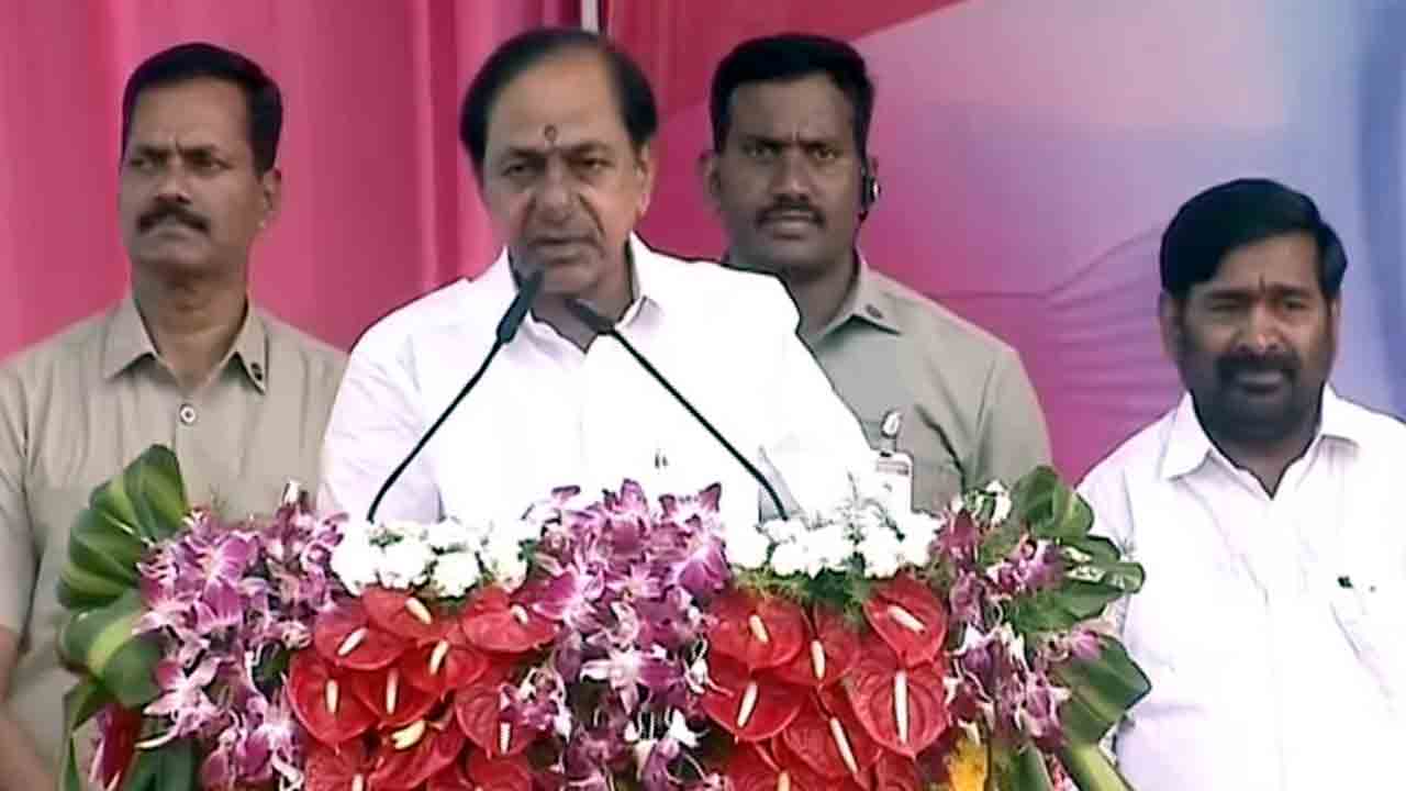 CM KCR Public Meeting | సూర్యాపేట జిల్లాకు సీఎం కేసీఆర్‌ వరాలు.. ఒక్కో మున్సిపాలిటీకి 25 కోట్లు.. సూర్యాపేటకు 50 కోట్లు మంజూరు