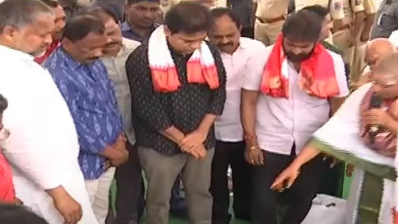 Minister KTR | ఉప్పల్‌లో చేనేత భవన నిర్మాణానికి మంత్రి కేటీఆర్‌ శంకుస్థాపన