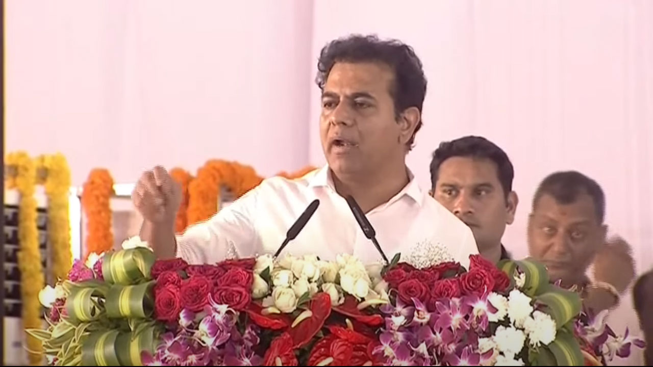 KTR | సంచ‌ల‌న నాయ‌కుడా.. సంచులు మోసే ద‌రిద్రుడా.. ఎవ‌రు కావాలో తేల్చుకోండి : మంత్రి కేటీఆర్