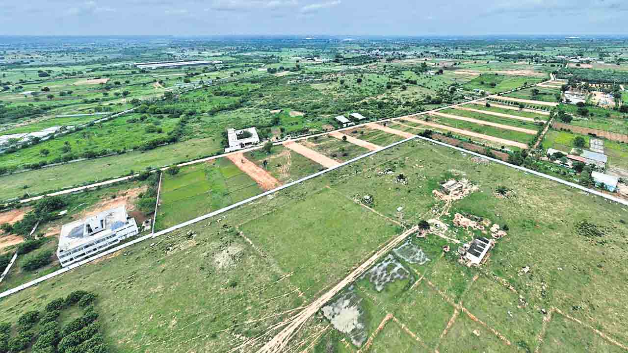 50 ప్లాట్లు రూ.33 కోట్లు