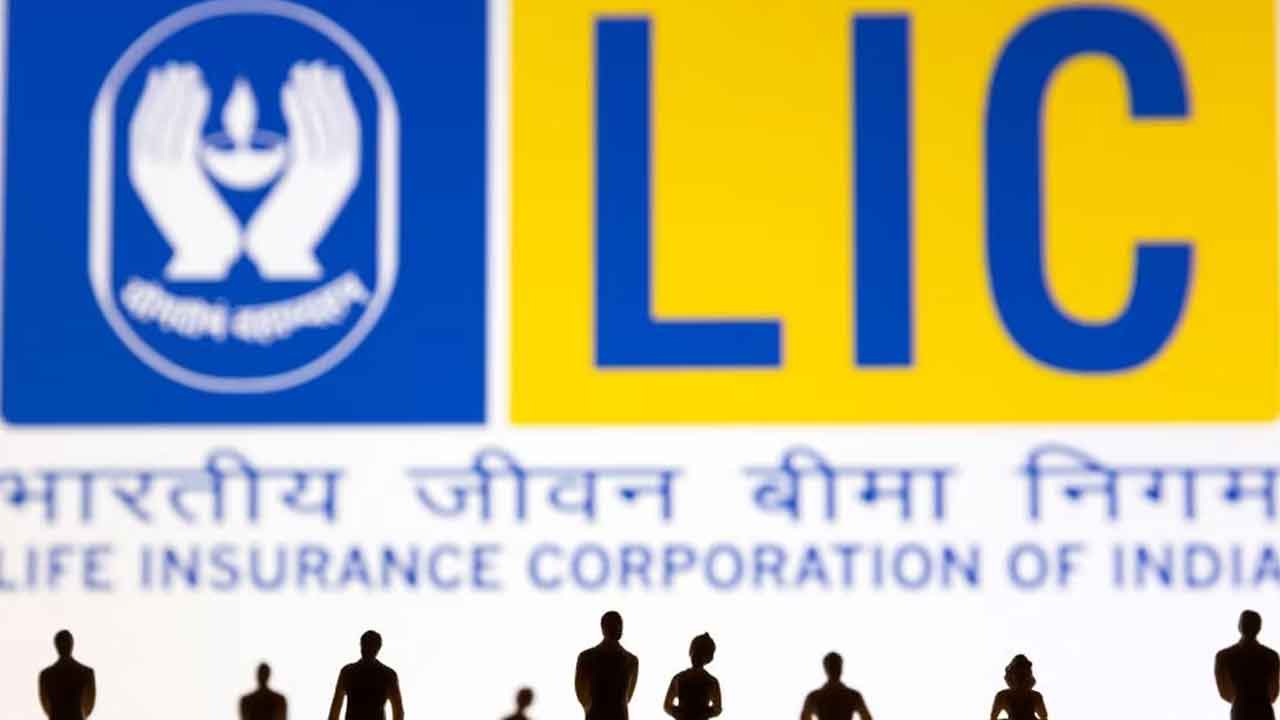 ఎల్‌ఐసీ నుంచి 3-4 కొత్త పాలసీలు