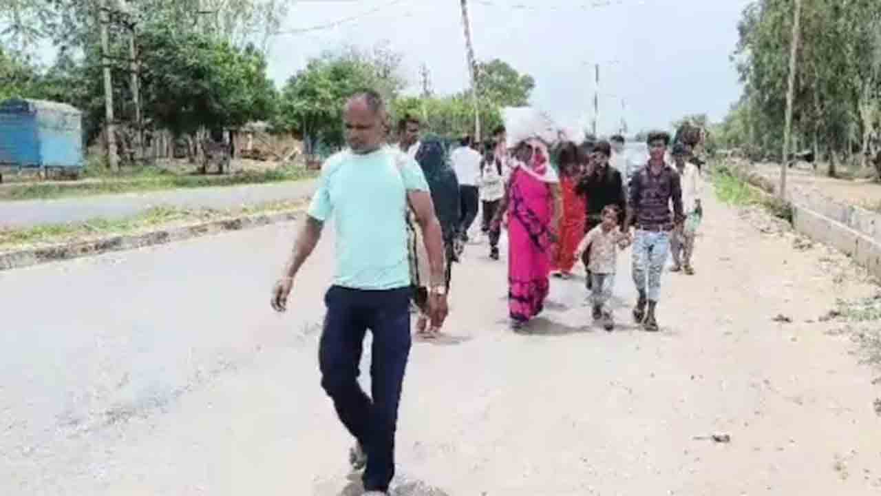 Haryana Violence | హర్యానాను వీడుతున్న వలస ప్రజలు.. వాహనాలు సమకూర్చాలని వేడుకోలు